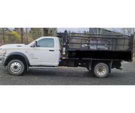 2022 DODGE 5500 SLT 4X4 DIESEL WITH A 12FT DUMP BOX
