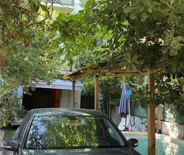 VENDS OU ÉCHANGE MERCEDES E280 EN PANNE