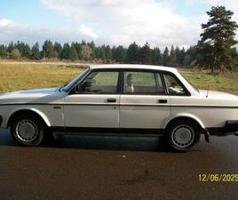 VOLVO 240 1992 VOLVO 240 SEDAN