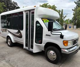 FORD E350 2006 FORD E-350 SUPER DUTY V8 205K.MI.CUTAWAY 13 PASS. BUS***SALE***
