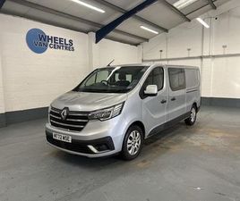 RENAULT TRAFIC PASSENGER 2.0 DCI BLUE LL30 SPORT CREW VAN DOUBLE CAB 6DR DIESEL MANUAL L2 H1 EURO 6 (START/STOP) (150 PS)