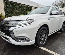 MITSUBISHI OUTLANDER 2.4 PHEV / EXCEED SPORT / TOP