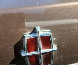 LINCOLN TOWN CAR LINCOLN TOWN CAR SIGNATURE