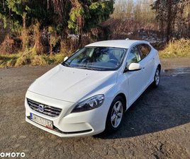 VOLVO V40 D4 DRIVE-E MOMENTUM