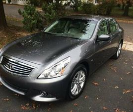 2015 INFINITI Q40