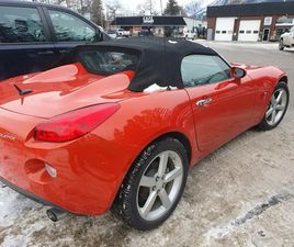 2009 PONTIAC SOLSTICE - LOW KMS
