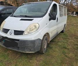 RENAULT TRAFIC PLATEAU