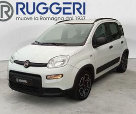 FIAT PANDA 1.0 FIREFLY S&S HYBRID CITY CROSS DEL 2022 USATA A RIMINI