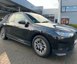 ② BMW IX XDRIVE40 326PK LEDER/LED/CAMERA 62000KM — BMW — 2EMEMAIN