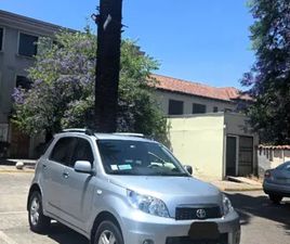 TOYOTA RUSH LEI 4X2 AUT USADO (2018) COLOR GRIS PRECIO $10.900.000