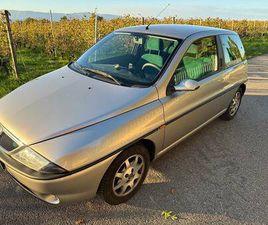 LANCIA Y 1.4 LX, PETITE VOITURE ESSENCE , MANUEL 5 VIT. CANTON GENÈVE