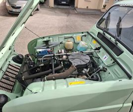 RENAULT R4 4L VOITURE DE COLLECTION