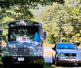 FREIGHTLINER C2 2009 THOMAS C2 SAFETY LINER FREIGHTLINER