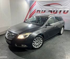 OPEL INSIGNIA / CUIR CHAUFFANT / RÉGULATEUR / ATTELAGE / XÉNON / PHARES AUTO / …
