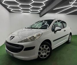 PEUGEOT 207 SOCIETE PEUGEOT 207 3 PORTES AFFAIRE 1.4 HDI 70CV RÉVISION OK AVEC 12MOIS GARANTIE DISTRIBUTION NEUF FAIT