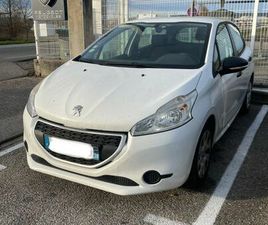 PEUGEOT 208 1.4 SOCIÉTÉ 1ERE MAIN RÉVISÉ