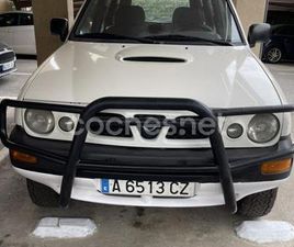 NISSAN TERRANO II 2.7 TDI SR