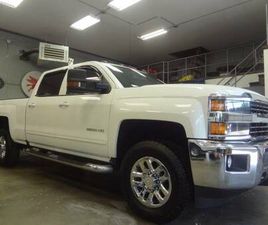 2018 CHEVY SILVERADO 2500HD LT CREW CAB 4X4 1-OWNER! MINT!