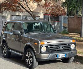 LADA NIVA 2019 PERFETTA. CLIMA E GANCIO TRAINO.