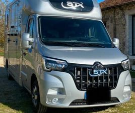 RENAULT R5 VÉHICULE TRANSPORT CHEVAUX