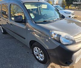 RENAULT GRAND KANGOO KANGOO MAXI 110CH BOITE 6 À DEBATTRE