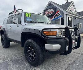 TOYOTA FJ CRUISER 2007 TOYOTA FJ CRUISER BASE 4DR SUV 4WD (4L V6 5A)