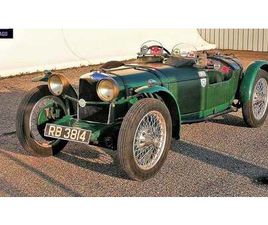 RILEY 9 1931 RILEY 9 VERT FONCÉ MANUEL, 4 VITESSES CONDUITE À GAU...