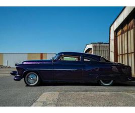 OLDSMOBILE 88 - 1953