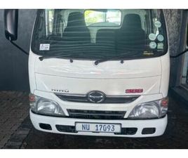 2014 HINO 300 611 BOWSER