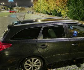 TOYOTA AURIS TOURING SPORTS