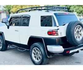 TOYOTA FJ CRUISER