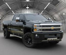 CHEVROLET SILVERADO 2500 CREW CAB 2019 CHEVROLET SILVERADO 2500 HD CREW CAB - EVERYONE'S APPROVED!!