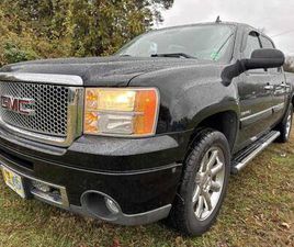 GMC SIERRA DENALI 2010 GMC SIERRA DENALI CREW CAB AWD - CARFAX CERTIFIED
