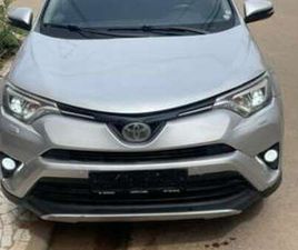TOYOTA RAV4 2017 - KEUR MASSAR | EXPAT-DAKAR