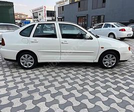 VOLKSWAGEN POLO CLASSIC 1.6 COMFORTLINE CLASSIC