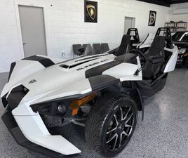 POLARIS SLINGSHOT 2019 POLARIS SLINGSHOT SL, LOW MILES!
