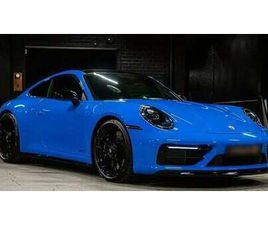 PORSCHE 911 PORSCHE 911 CARRERA 4 GTS COUPÉ PDK