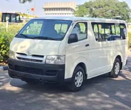 TOYOTA HIACE