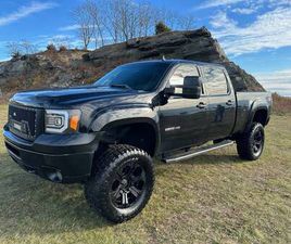 GMC SIERRA 2500HD ⭐⭐ 2013 GMC SIERRA 2500HD, 37S, 4 X 4 , SHARP!