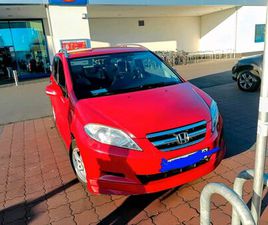 HONDA FRV HONDA FR-V 1,7 / 6 SITZE