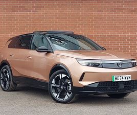 2024 - 157KW ULTIMATE 73KWH 5DR AUTO [PANORAMIC ROOF]