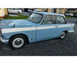TRIUMPH HERALD 1970 TRIUMPH HERALD BLEU MANUEL, 4 VITESSES CONDUITE À DR...
