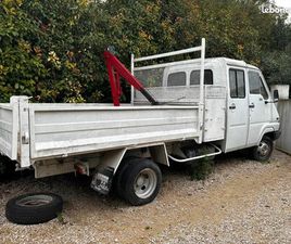 RENAULT SERIE B RENAULT B70 BENNE ET GRUE