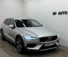 D4 AWD MOMENTUM DRAG D-VÄRM VOC NAVI