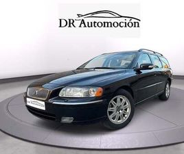 VOLVO V70 2.4 D5 MOMENTUM 185
