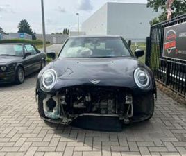 ② MINI CLUBMAN ONE D AUTOMAAT 1.5D 2020 — MINI — 2EMEMAIN