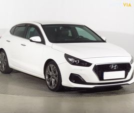 HYUNDAI I30 FASTBACK 1.4 T-GDI AUTOMAT, SERV.KNIHA, KOŽA, NAVIGÁCIA ZA 12 600 €