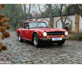 TRIUMPH TR6