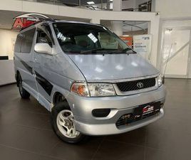 TOYOTA HIACE