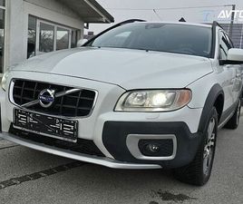 VOLVO XC70 D4 AWD MOMENTUM